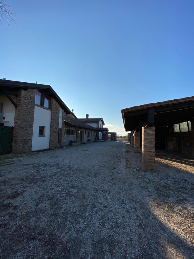 Qui Wolf Udine Otel Collalto Dış mekan fotoğraf